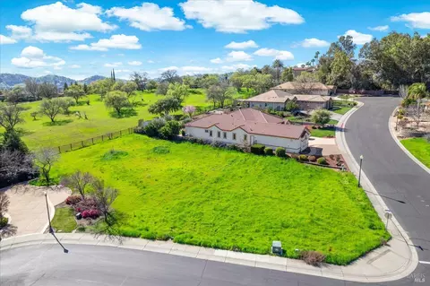 3000 Chardonnay Ct, Vacaville, CA 95688