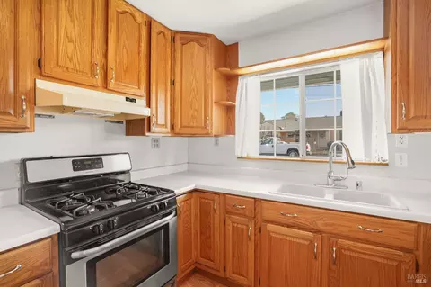 2175 Coronado Ave, Napa, CA 94559 photo 10