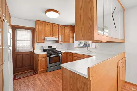 2175 Coronado Ave, Napa, CA 94559 photo 9