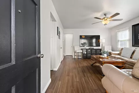 782 Beechwood Ave, Vallejo, CA 94591 photo 3
