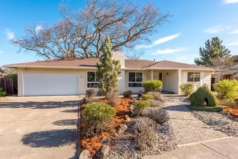 7291 Oakmont Dr, Santa Rosa, CA 95409