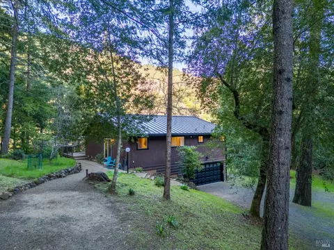 4510 Dry Creek Rd, Napa, CA 94558