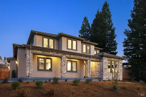 3702 Fir Ridge Dr, Santa Rosa, CA 95403