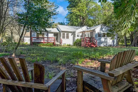 8580 Graton Rd, Sebastopol, CA 95472