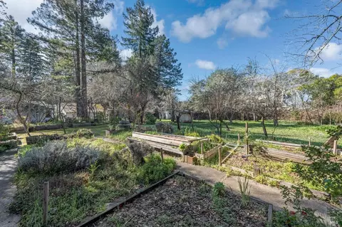 Exterior - 8580 Graton Rd, Sebastopol, CA 95472 photo 16 of 30