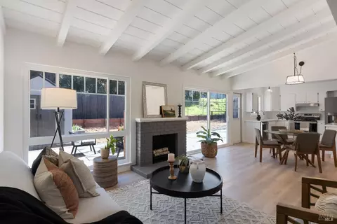 575 Sunset Pkwy, Novato, CA 94947
