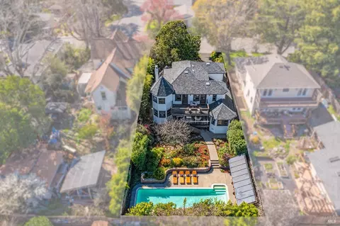 313 Florence Ave, Sebastopol, CA 95472