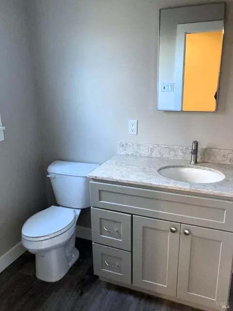 Bath - 680 N State St, Ukiah, CA 95482 photo 3 of 4