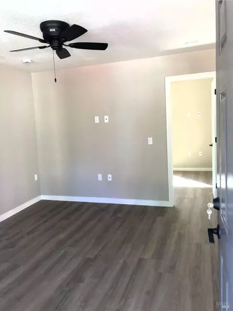 Living - 680 N State St, Ukiah, CA 95482 photo 1 of 2