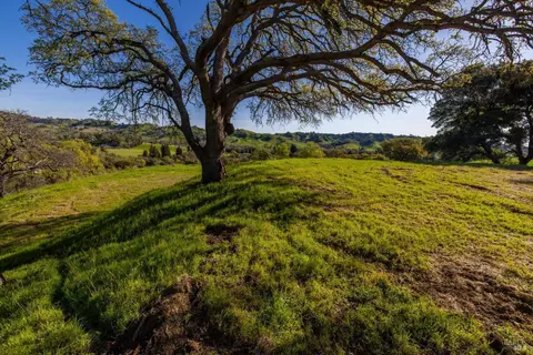 7031 Robindale Ln, Vacaville, CA 95688 photo 36