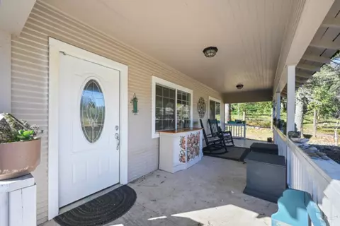 Exterior - 32400 Pine Mountain Rd, Cloverdale, CA 95425 photo 7 of 13