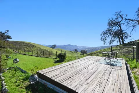 Exterior - 32400 Pine Mountain Rd, Cloverdale, CA 95425 photo 10 of 13