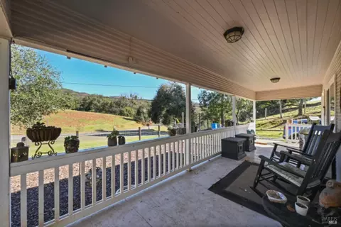 Exterior - 32400 Pine Mountain Rd, Cloverdale, CA 95425 photo 12 of 13