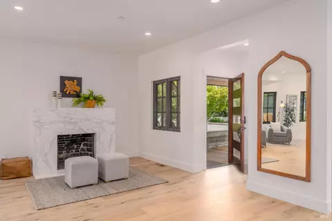 Entry Way - 623 2nd St E, Sonoma, CA 95476 photo 1 of 1
