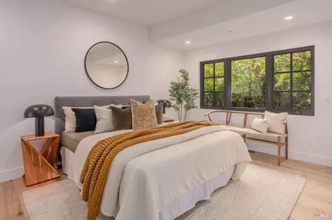 Bedroom - 623 2nd St E, Sonoma, CA 95476 photo 1 of 4