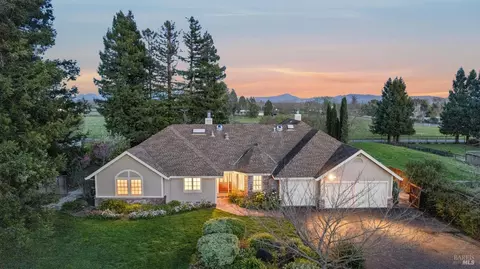 410 Laguna Vista Rd, Santa Rosa, CA 95401