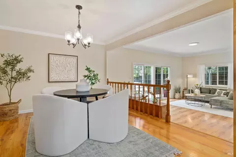 2650 Tachevah Dr, Santa Rosa, CA 95405