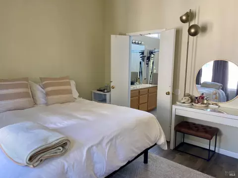 Bedroom - 582 Mural Ln, Fairfield, CA 94534 photo 2 of 9