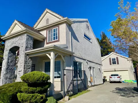 582 Mural Ln, Fairfield, CA 94534
