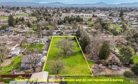 1415 Forestview Dr, Santa Rosa, CA 95401