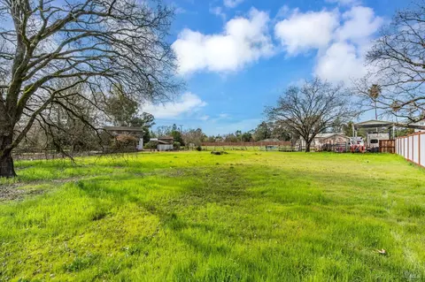 1415 Forestview Dr, Santa Rosa, CA 95401 photo 10