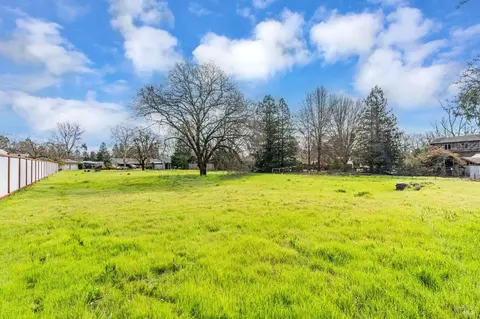 1415 Forestview Dr, Santa Rosa, CA 95401 photo 11