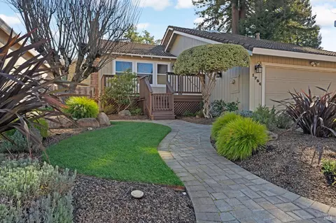 1754 Arroyo Sierra Ave, Santa Rosa, CA 95405
