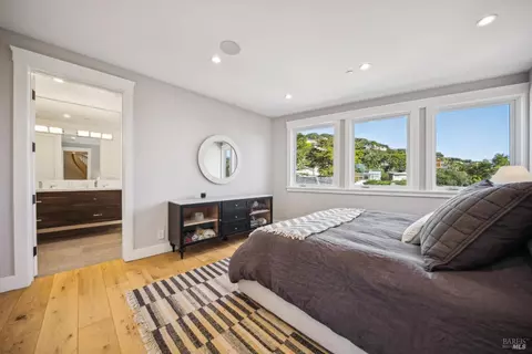 39 Crescent Ave, Sausalito, CA 94965 photo 16