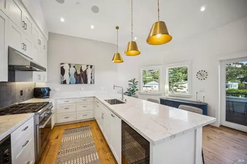39 Crescent Ave, Sausalito, CA 94965 photo 13