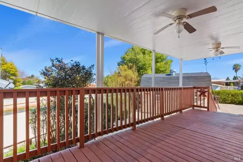 280 Luau Dr, Pittsburg, CA 94565 photo 3