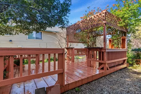 280 Luau Dr, Pittsburg, CA 94565 photo 17