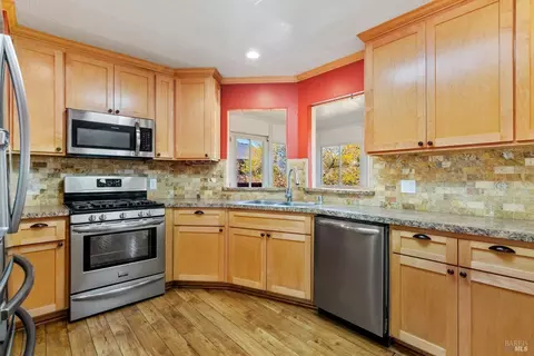 280 Luau Dr, Pittsburg, CA 94565 photo 8