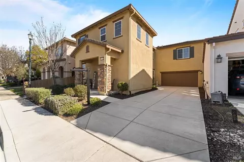 2353 White Dr, Fairfield, CA 94533 photo 3