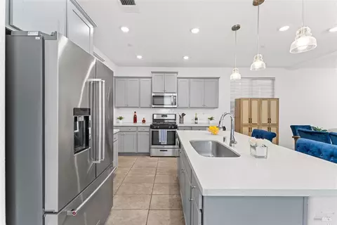 2353 White Dr, Fairfield, CA 94533 photo 12
