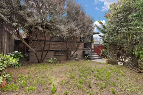 4956 Manila Ave, Oakland, CA 94609