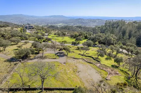 6677 Foothill Ranch Rd, Santa Rosa, CA 95404