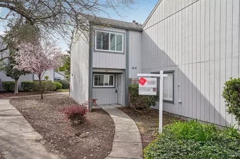 391 Occidental Cir, Santa Rosa, CA 95401