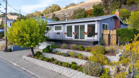 886 Patricia Way, San Rafael, CA 94903