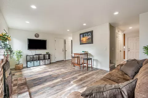 2004 Lapper Ave, Santa Rosa, CA 95403 photo 11