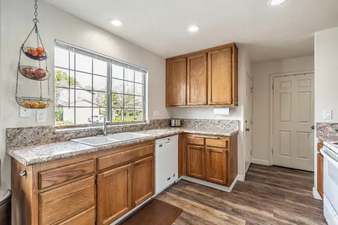 2004 Lapper Ave, Santa Rosa, CA 95403 photo 2