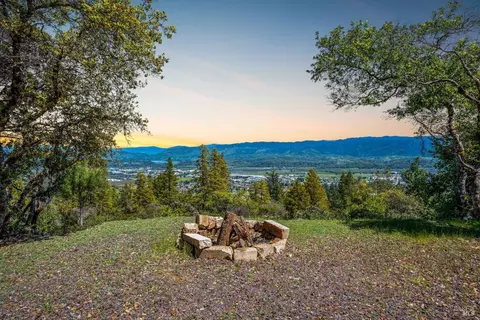 1675 Low Gap Rd, Ukiah, CA 95482 photo 2
