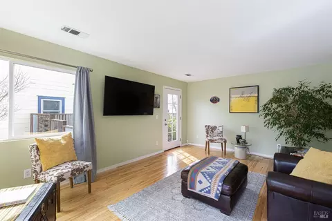 1715 Wright St, Santa Rosa, CA 95404 photo 6