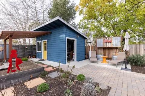 1715 Wright St, Santa Rosa, CA 95404 photo 17