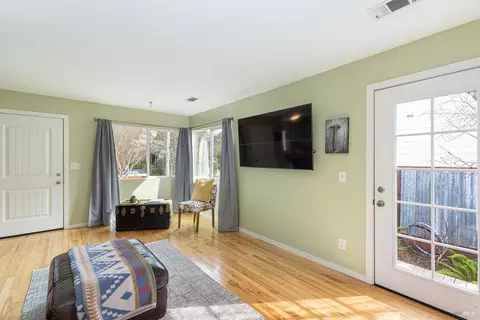 1715 Wright St, Santa Rosa, CA 95404 photo 10