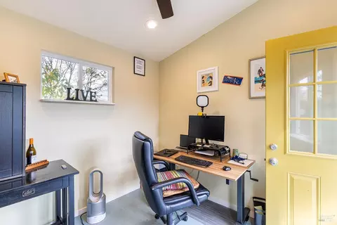 1715 Wright St, Santa Rosa, CA 95404 photo 32