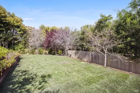 Exterior - 251 Perry St, Mill Valley, CA 94941 photo 13 of 16