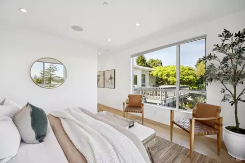 Bedroom - 251 Perry St, Mill Valley, CA 94941 photo 4 of 7