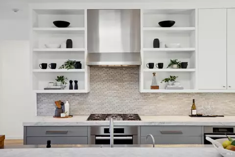 Kitchen - 251 Perry St, Mill Valley, CA 94941 photo 4 of 7