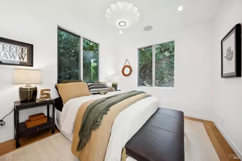 Bedroom - 251 Perry St, Mill Valley, CA 94941 photo 6 of 7