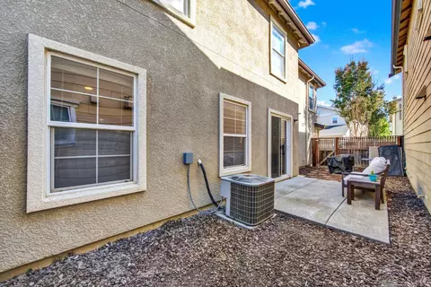 Exterior - 3143 Puffin Cir, Fairfield, CA 94533 photo 12 of 20